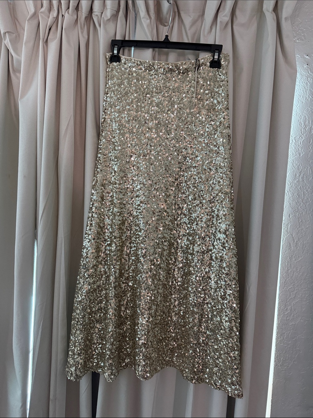 Alice + Olivia Sequin Mini Skirt in Champagne